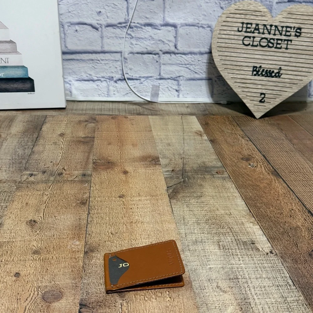 Jon hart mcclip Brown color monogram WMH